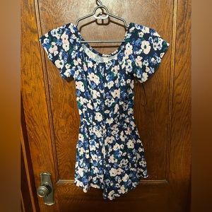 Abercrombie and Fitch floral romper with tie size XS